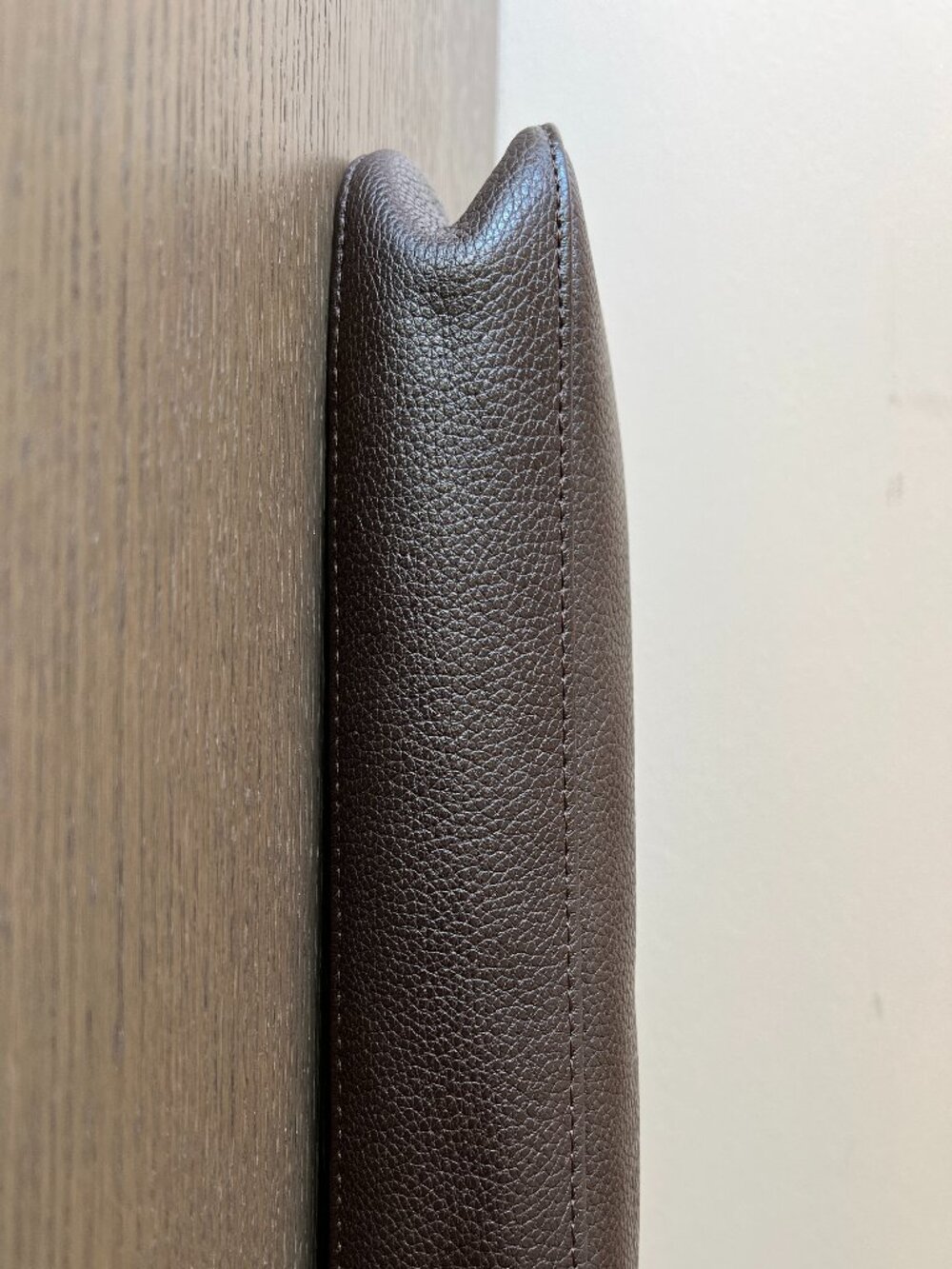 LONGCHAMP Dark Brown Leather Crossbody/ Shoulder Bag - Picture 5 of 13